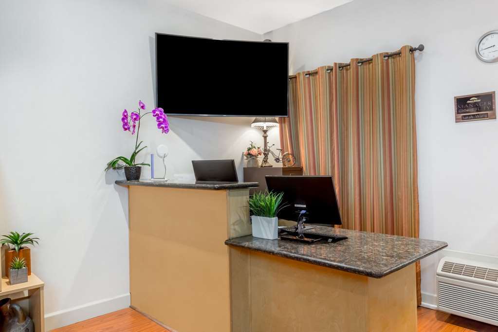 Monarch Valley Inn Marina At Monterey Bay ภายใน รูปภาพ